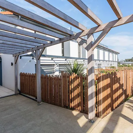 Bel Avec Jardin Proche Des Plages Et Du Golf