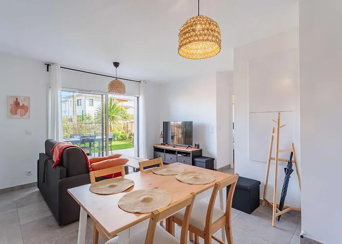 Lejlighed Bel Avec Jardin Proche Des Plages Et Du Golf